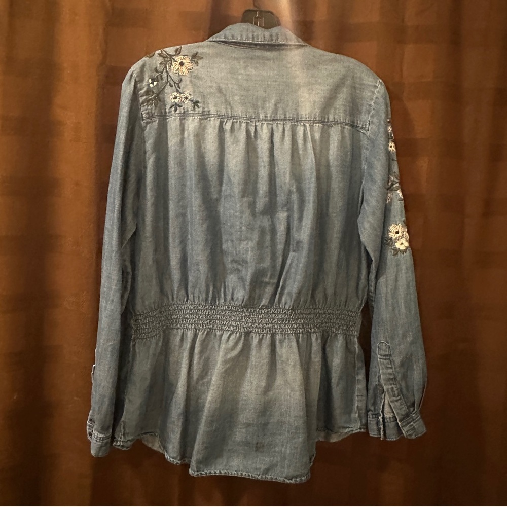 VINTAGE X AMERICA BLUE Denim Embroidered Blouse size Large - Picture 3 of 6